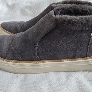 Toms Gray Suede Winter Boots